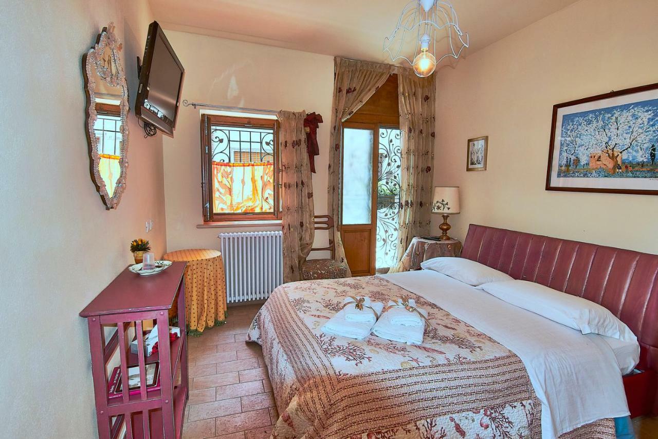 سان بنيديتّو ديل ترونتو B&B Del Castello المظهر الخارجي الصورة
