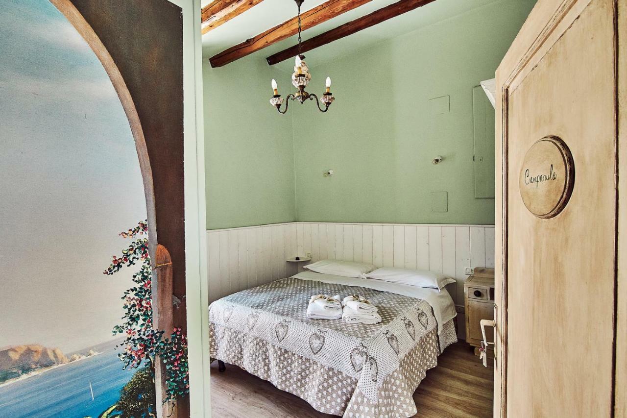 سان بنيديتّو ديل ترونتو B&B Del Castello المظهر الخارجي الصورة